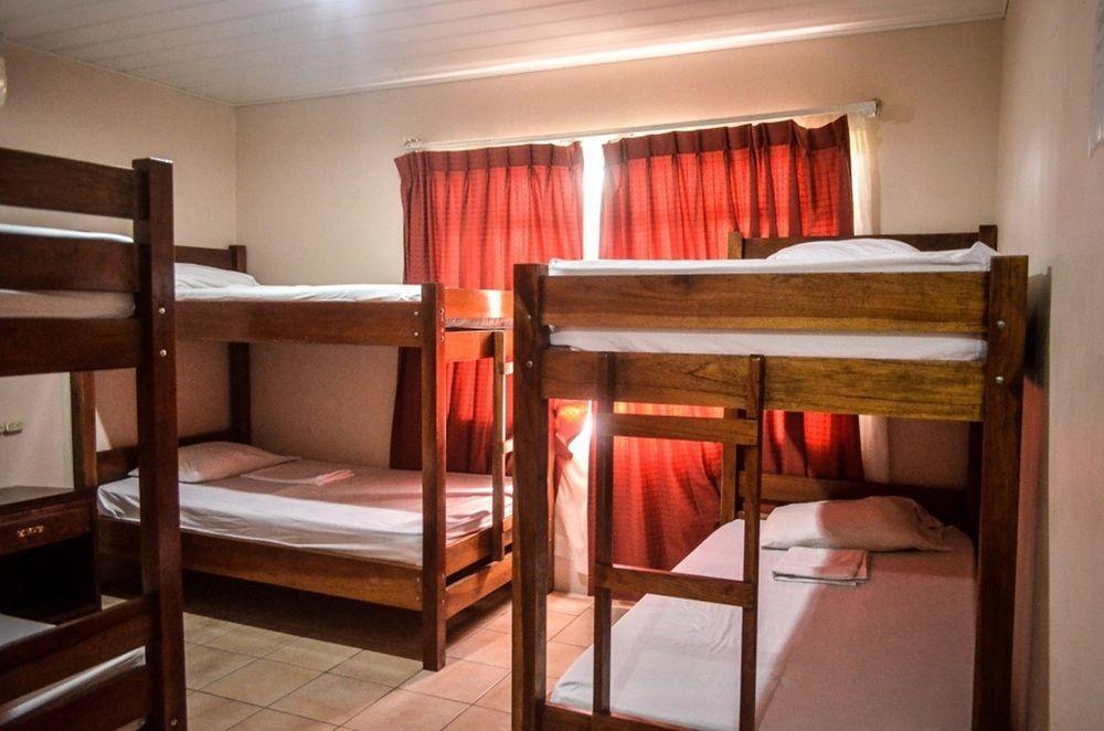 La Fortuna Hotel La Choza Inn מראה חיצוני תמונה